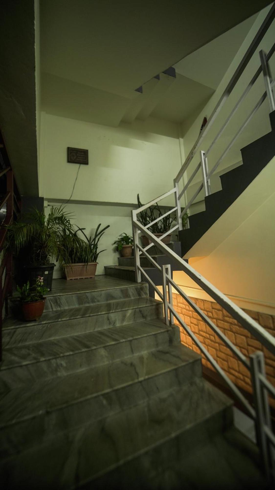 Apartament  Shillong Zewnętrze zdjęcie